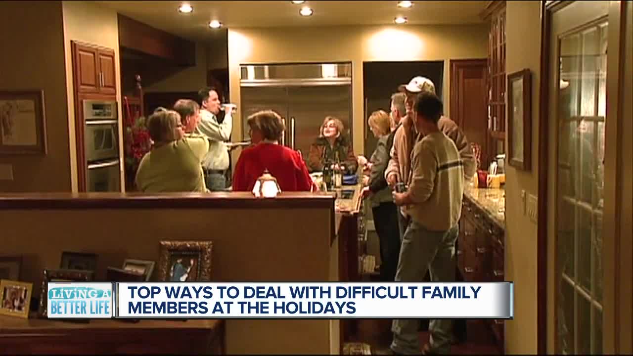 4 ways to deal with difficult family at the holidays