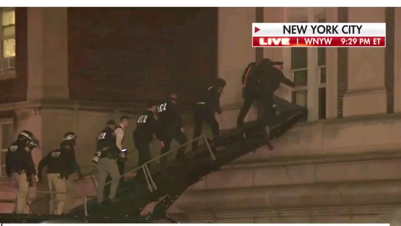 Mass arrests at Columbia University. SWAT is on scene.