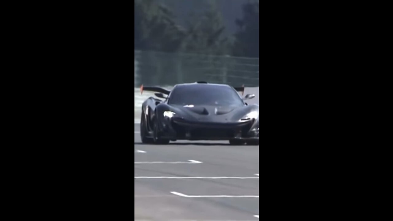 McLaren P1 GTR On Track! 👑