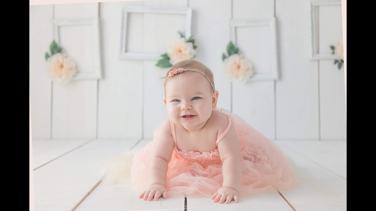 Cute baby funny and bird video 🤗👶🐤