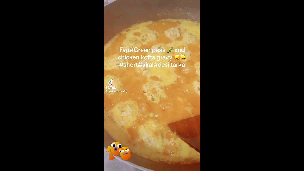 Fyp#Green peas 🫛 and chicken kofta gravy 🤤🤤#short#viral#desitarka#