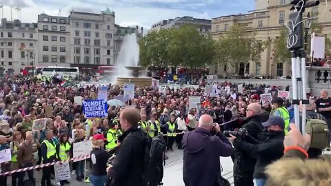 Trafalgar Square Protest - Before The Police Attacked