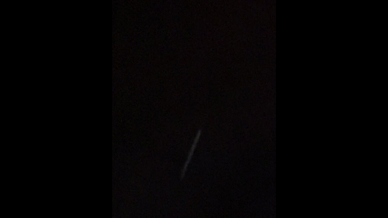 Caught by myself in the skies above Ohio.
