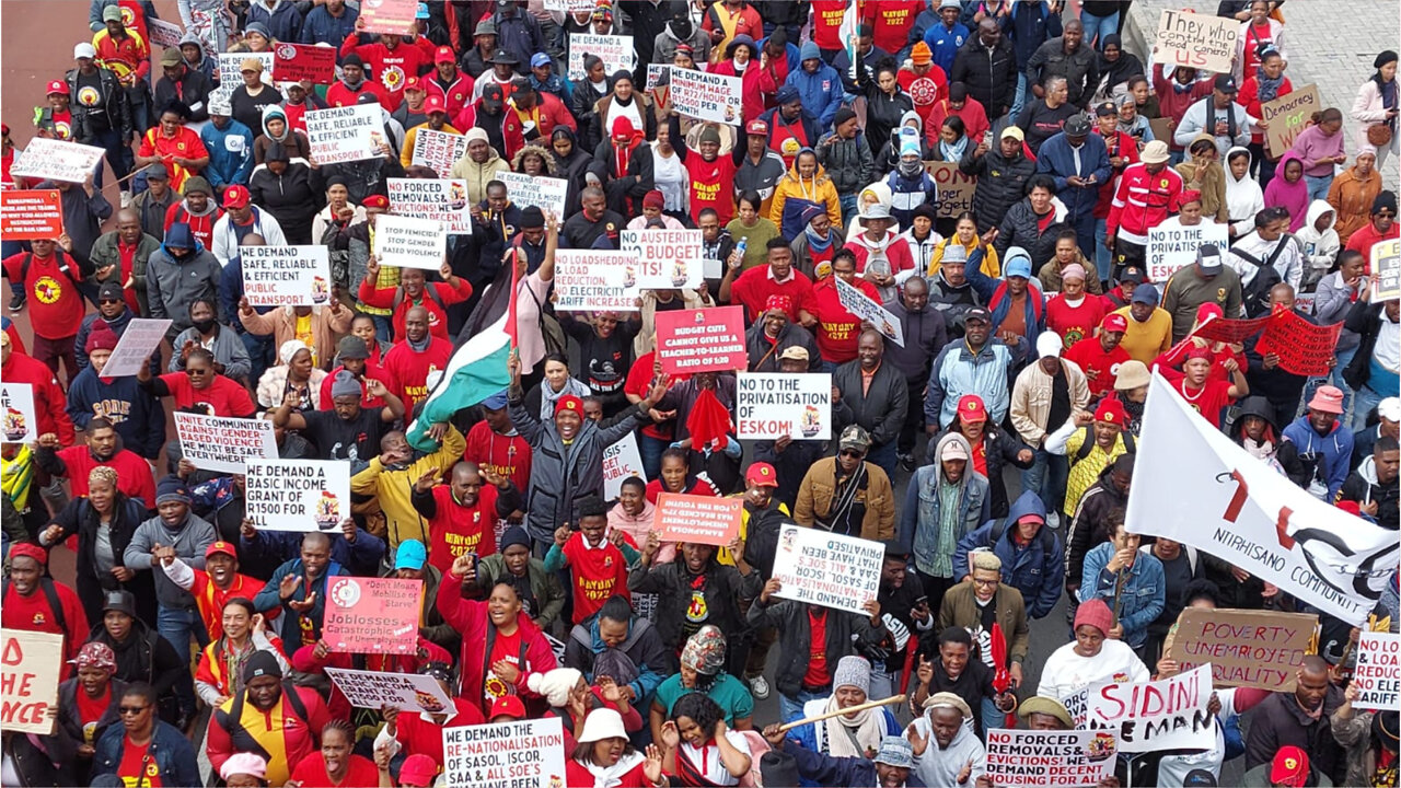 National shutdown: Cosatu, Saftu workers march in Cape Town (1)