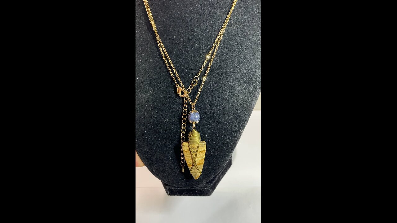 Mini-Vlog: Stop & Shop! Unisex Brown Stone Arrowhead Pendant w/ 24” Gold-Tone Chain Necklace