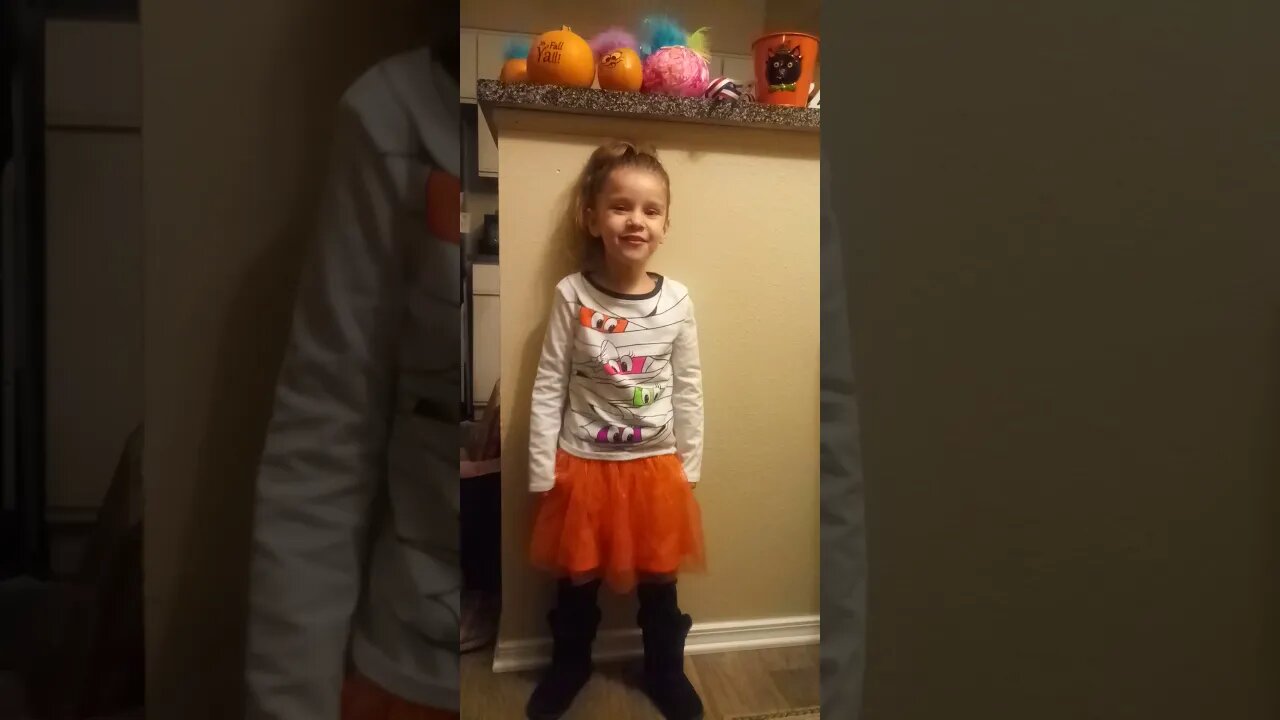 Happy Halloween Everybody From Bella Boo!