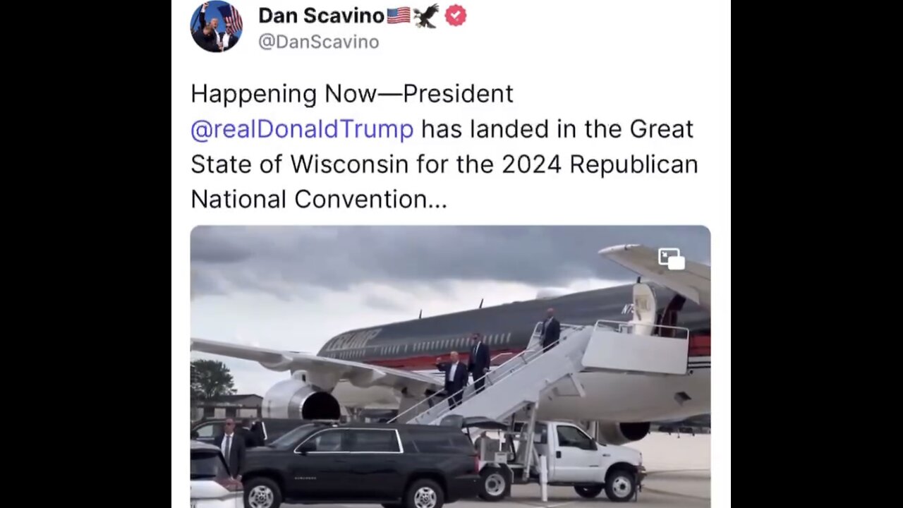 TRUMP❤️🇺🇸🥇🪽LANDS IN WISCONSIN🤍🇺🇸🏅🪽ON TRUMP FORCE ONE💙🇺🇸🏅🛬⭐️