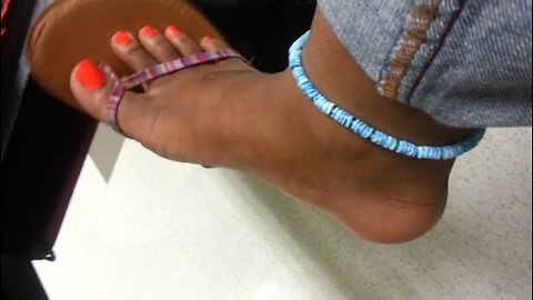 Toe Dangle 👣