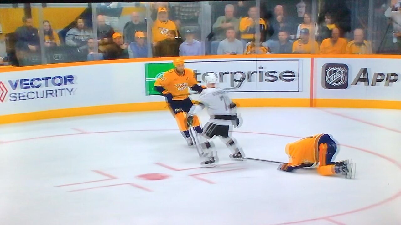 Predators Ryan O’Reilly Vs. Kings Kyle Burroughs