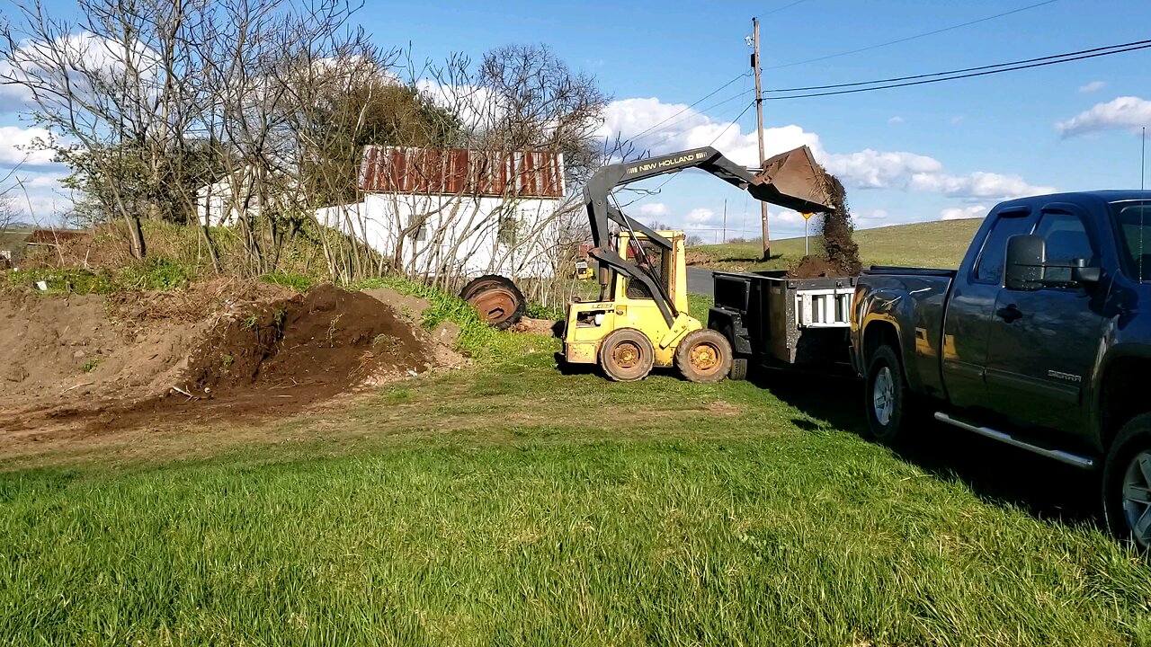 Skidloader action