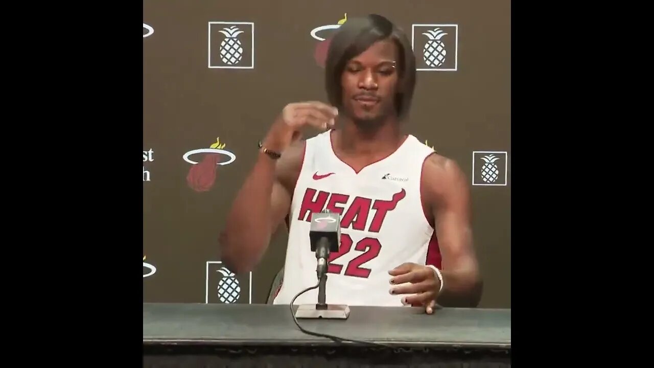 NBA Jimmy Butler takes the podium in style 😎 #NBAMediaDay