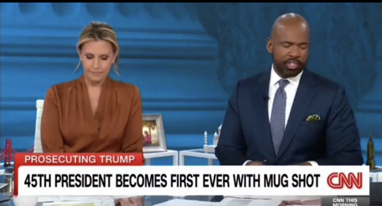 Trumps iconic mugshot bothers all at CNN