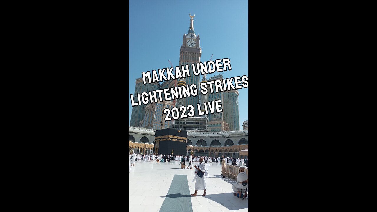 Makkah under lightening strikes⛈