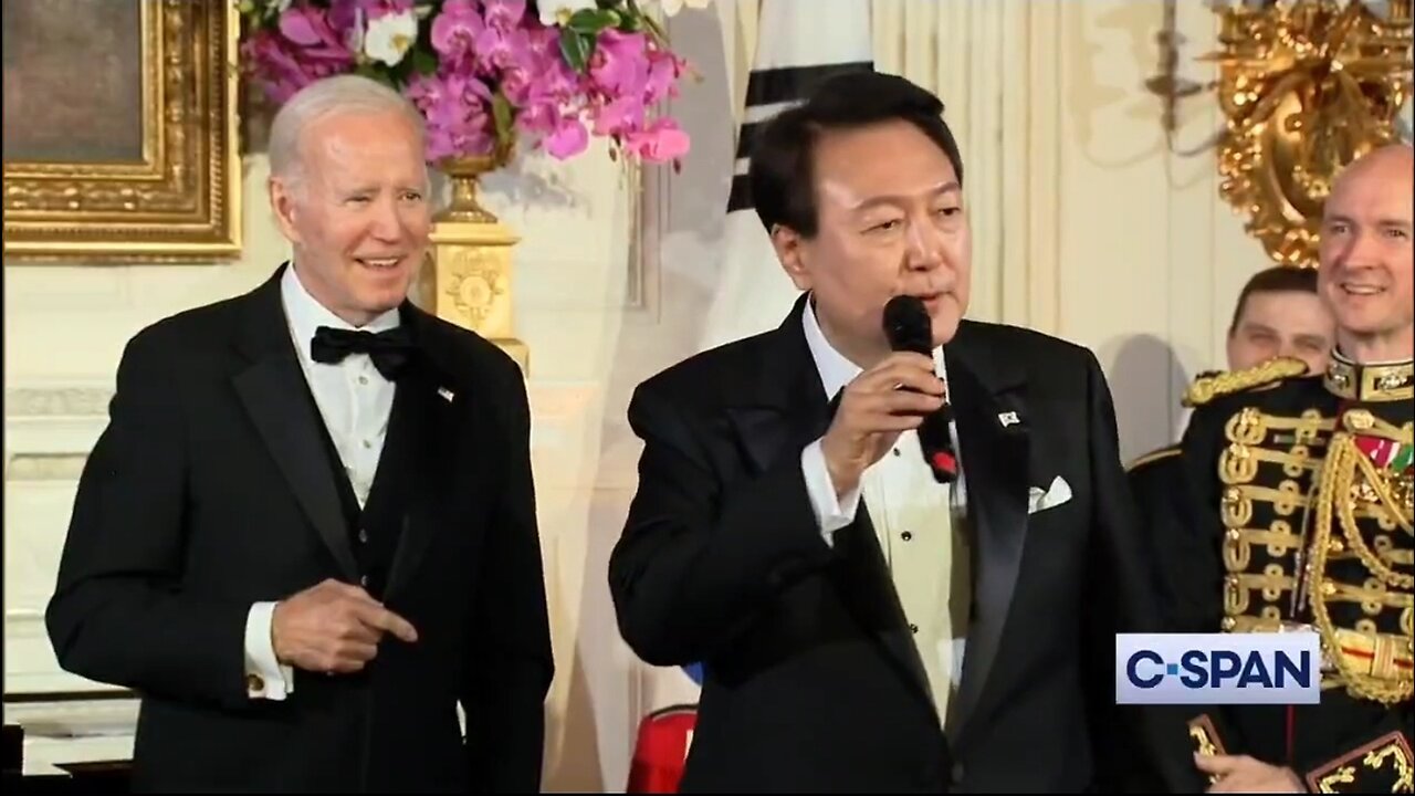 South Korean President Sings American Pie