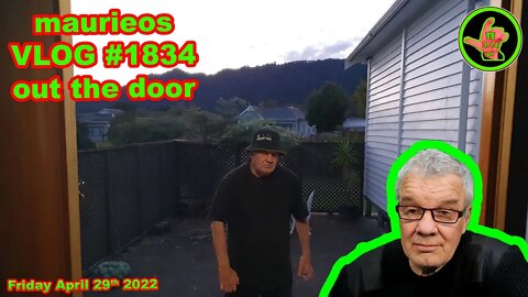 maurieos VLOG #1834 out the door