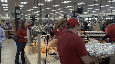 Buc-ee’s; Fresh Brisket on the board!