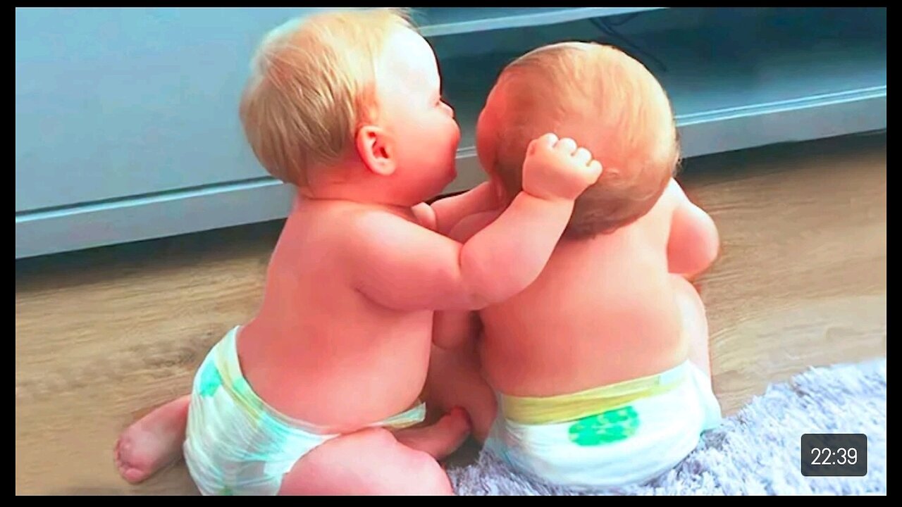 Best Videos Of Cute and Funny Twin Babies - Big Funny Videos