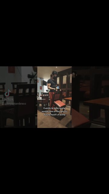 Cuando te Dicen que te Pongas Para la Foto Pero Tú Aún No Tienes un "Pump" 💪