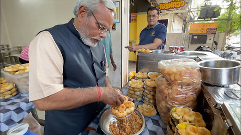 Famous Pani Puri Seller who resembles PM Modi | Street Food