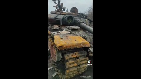 RUSSIAN T 72 TANK DISABLED!