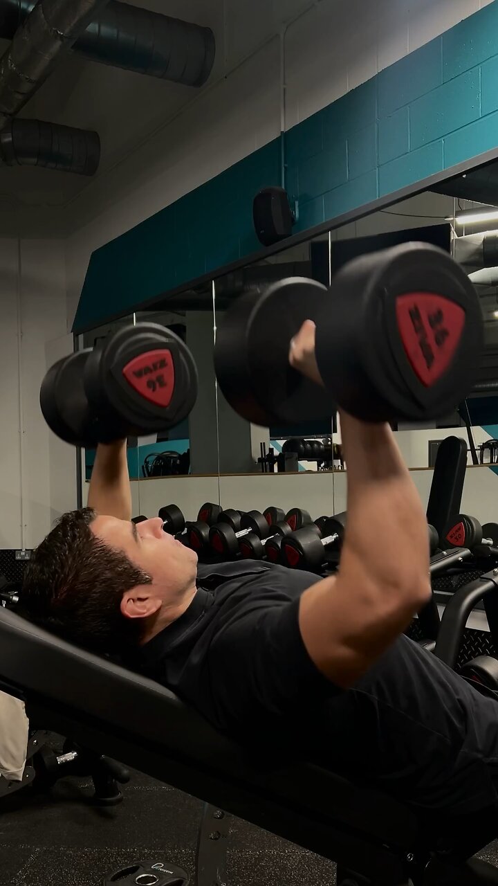 Build your chest with this workout!