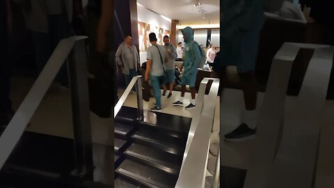 Palmeiras chegou no hotel em Buenos Aires. #canaldopaulomassini