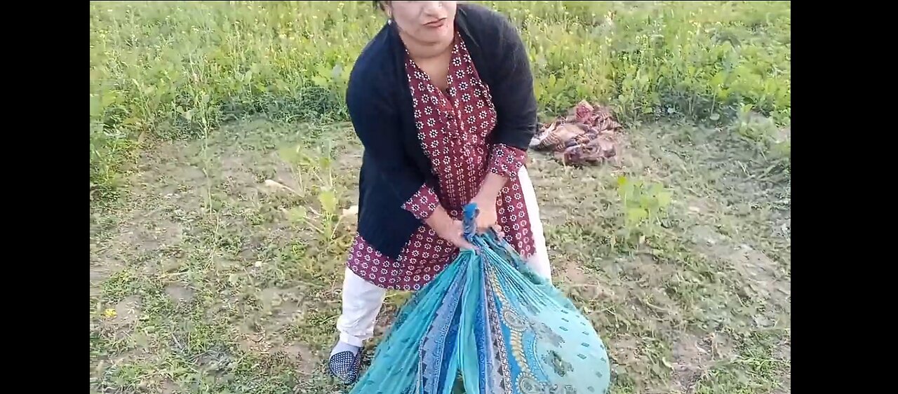 Pakistan village women lifestyle daily morning routine