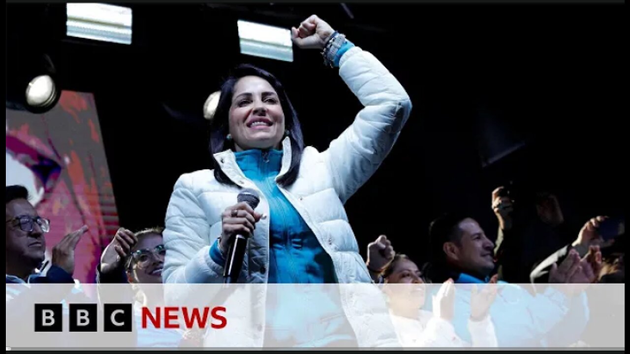 Ecuador presidential election count sees Luisa Gonzalez in lead - BBC News