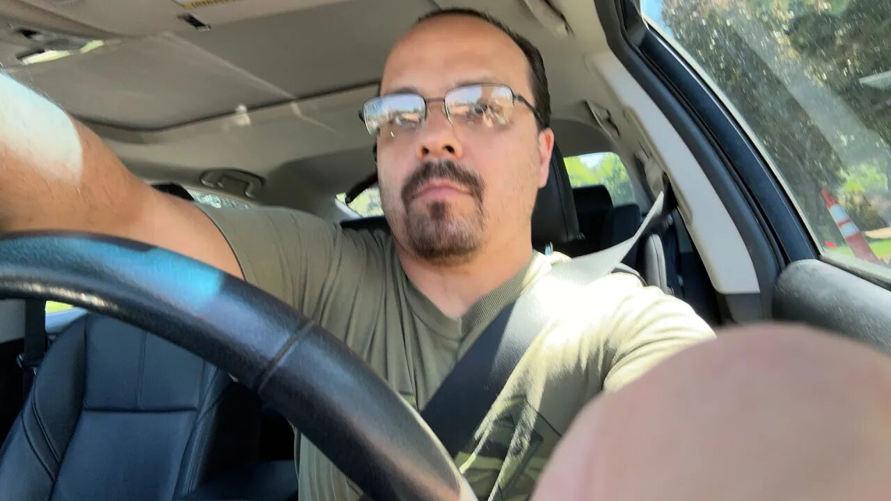 GregFernandezJr is going live!