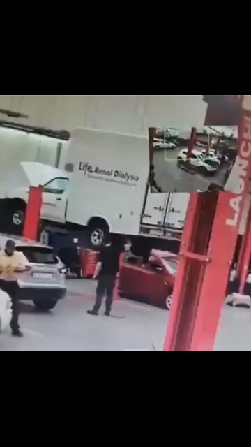 How many negligence can you spot in this video