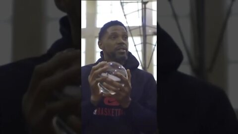 Haslem presents Sixth Man Award to Herro #shorts