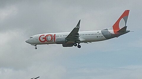 Boeing 737 MAX 8 PR-XMQ vindo de Santarém para Manaus/Boeing 737 MAX 8 coming from Santarém 2 Manaus