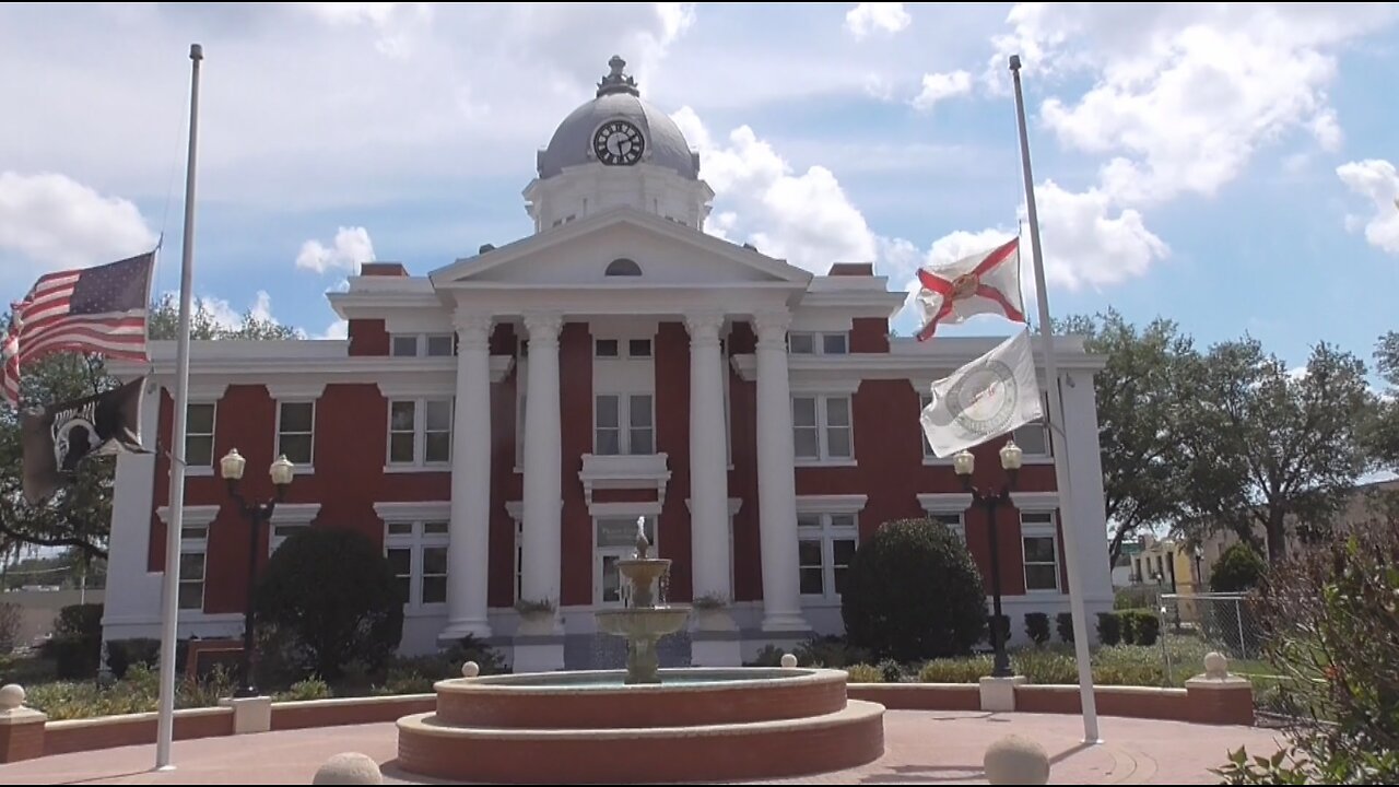 Wonderful Ladies at the Old PASCO COUNTY COURTHOUSE let me do a short tour of the building DADE CITY