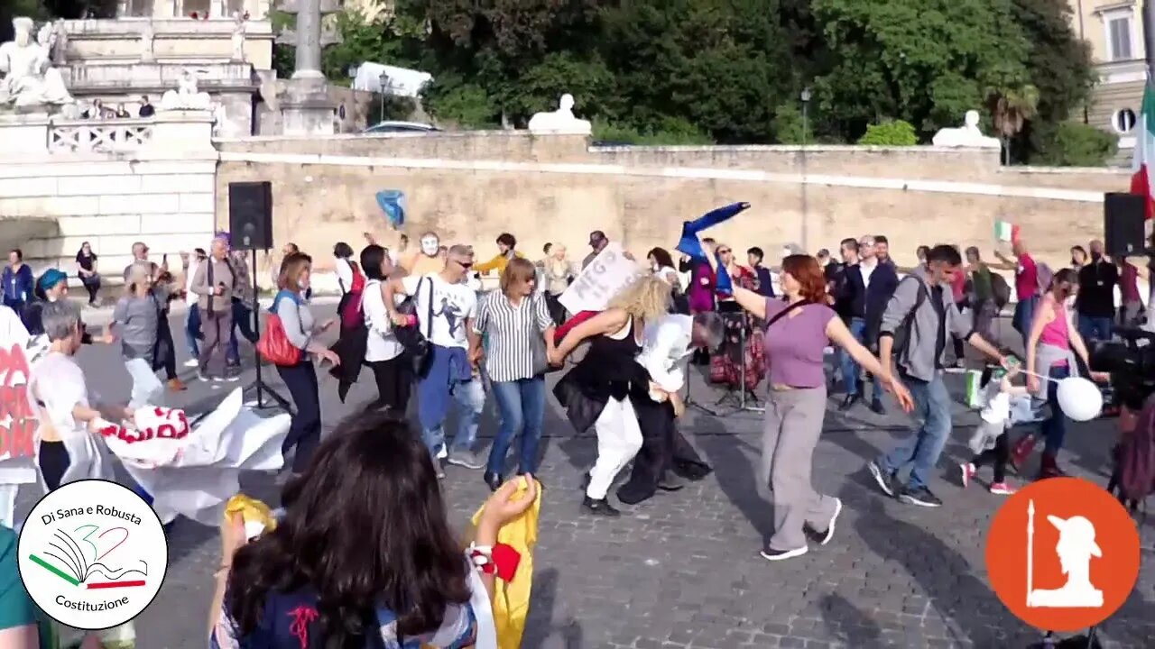 Il Comitato Di Sana e Robusta Costituzione ancora in piazza: No all’obbligo vaccinale per i sanitari