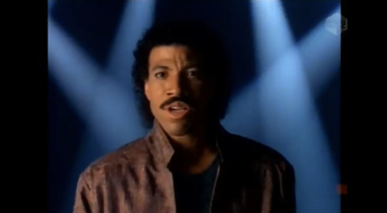 LIONEL RICHIE - SAY YOU SAY ME (1985 official video HD)