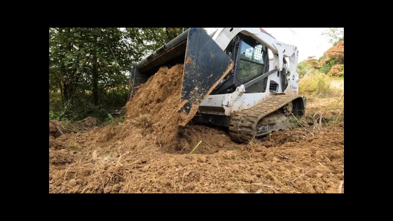 It's almost ready for gravel! DIY gravel pad-Bobcat e42 R-2 series mini & Bobcat T650 CTL