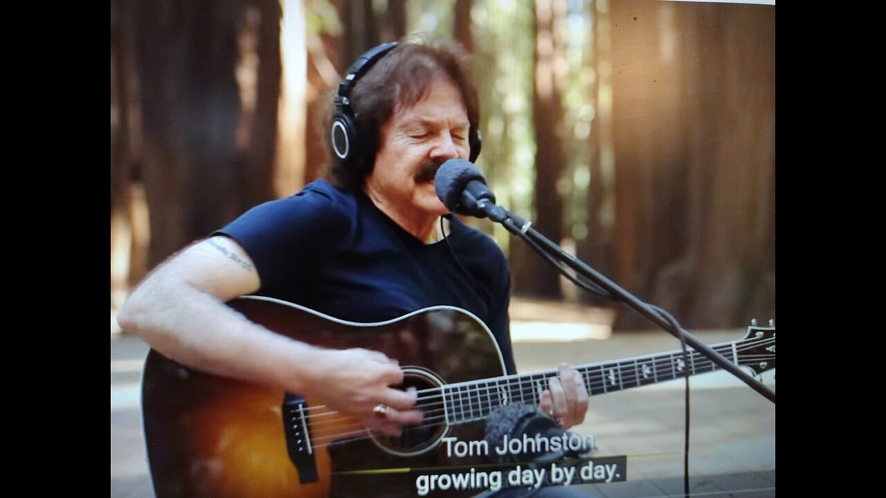 "Listen to the Music"- featuring Tom Johnston (The Doobie Brothers) (Playing For Change)