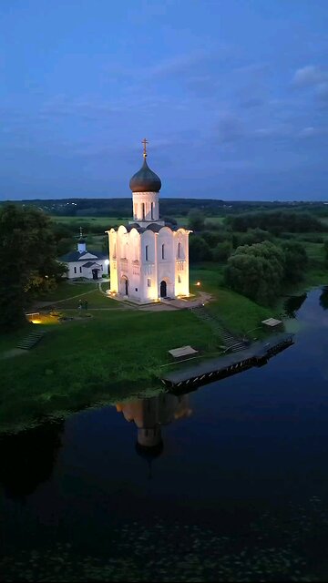💛 The Pearl of Russia — the Church of the Intercession on the Nerl