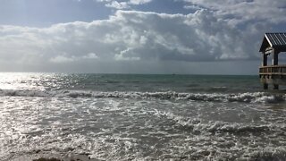 Key West Wave SLO-Mo