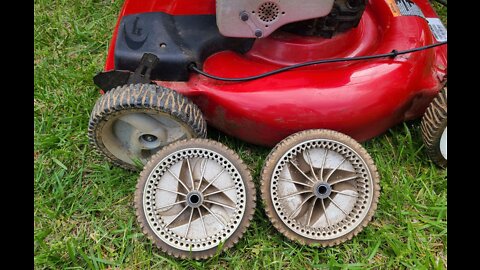 Self-propelled Lawn Mower is Losing Power and Traction --How to Fix