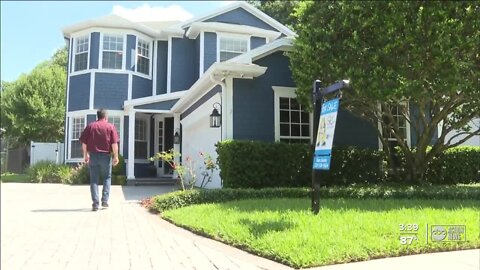 Lightning themed house catches the attention of players