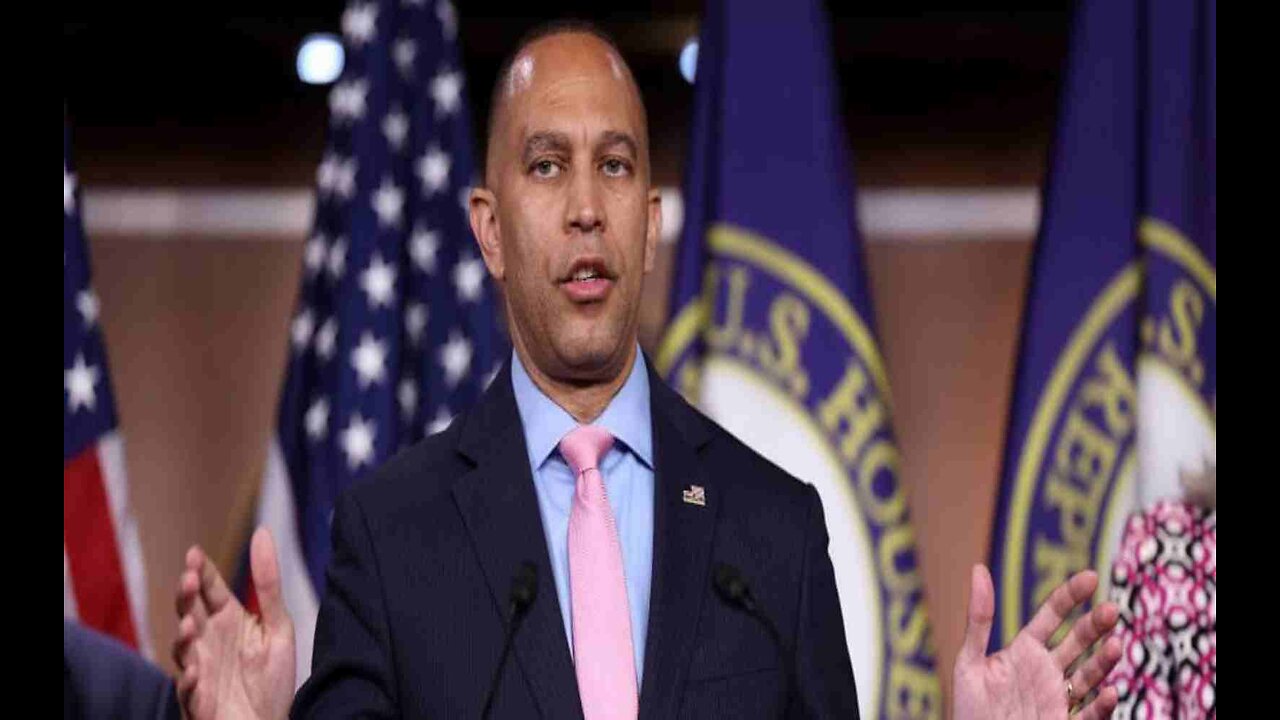 Hakeem Jeffries Claims Democrats Saved Economy From Republicans. Elon Musk Fires Back