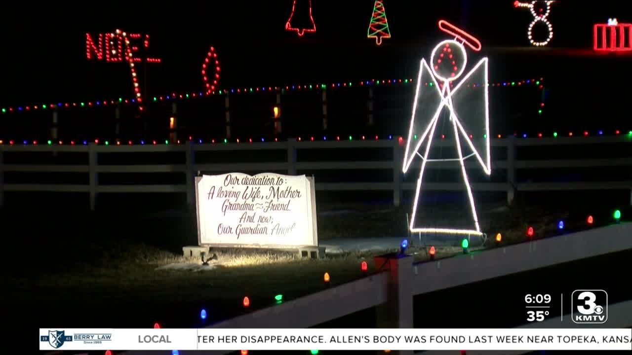 Man who started holiday light display passes away on Christmas