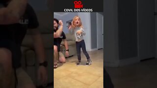 ✅garotinha comemora depois de arrancar o dente #shorts