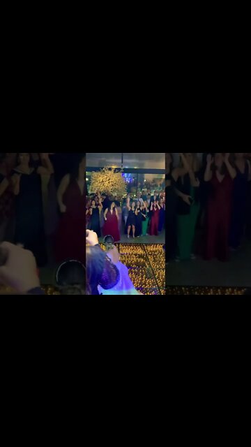 Elas piram nesse momento! #bastidores #festadecasamento #noiva #casamento #bouquet #vidademúsico