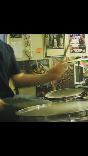 Bill Ward Salad Drum Solo