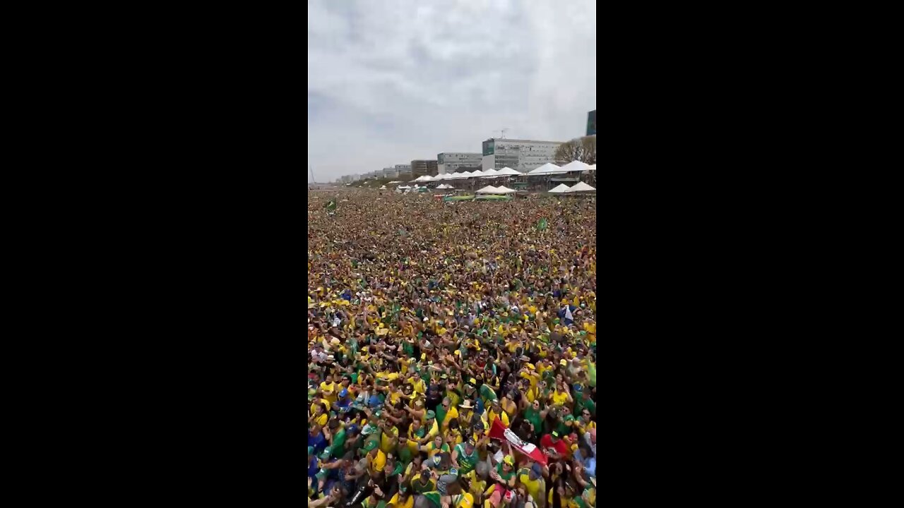 Support for Bolsonaro in Brazil. Votes for what?