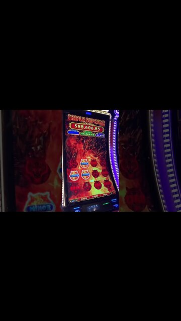 $880 BET BONUS! This Is Nuts! #casino #gambling #slots #hardrock