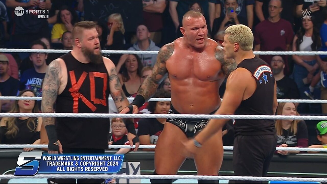 Randy Orton y Kevin Owens vs. Solo Sikoa y Jacob Fatu - WWE SmackDown 27 de Septiembre 2024 Español