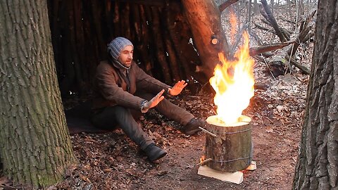 Bushcraft Camping Overnight in a Natural Shelter, Swedish Torch